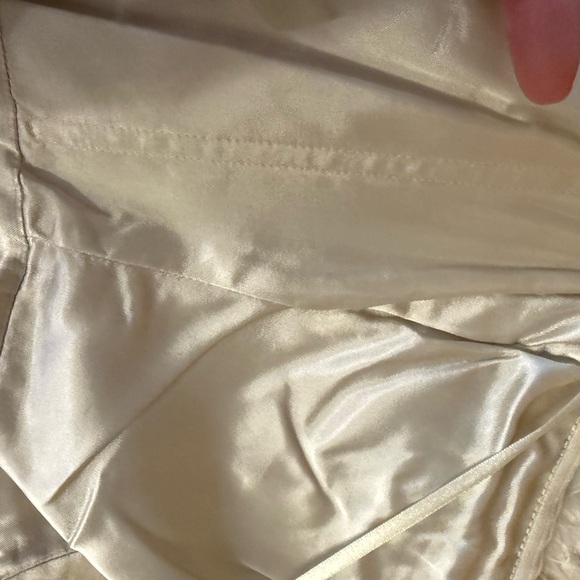 BCBG winter white tiered corset dress - Picture 12 of 16